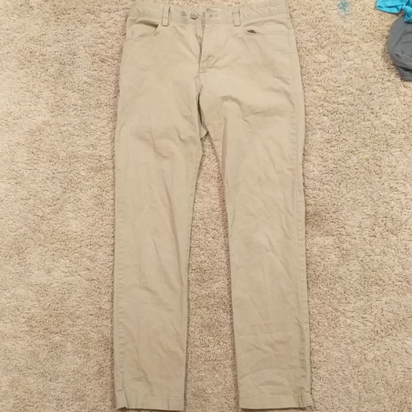 Khackis - Picture 1 of 4